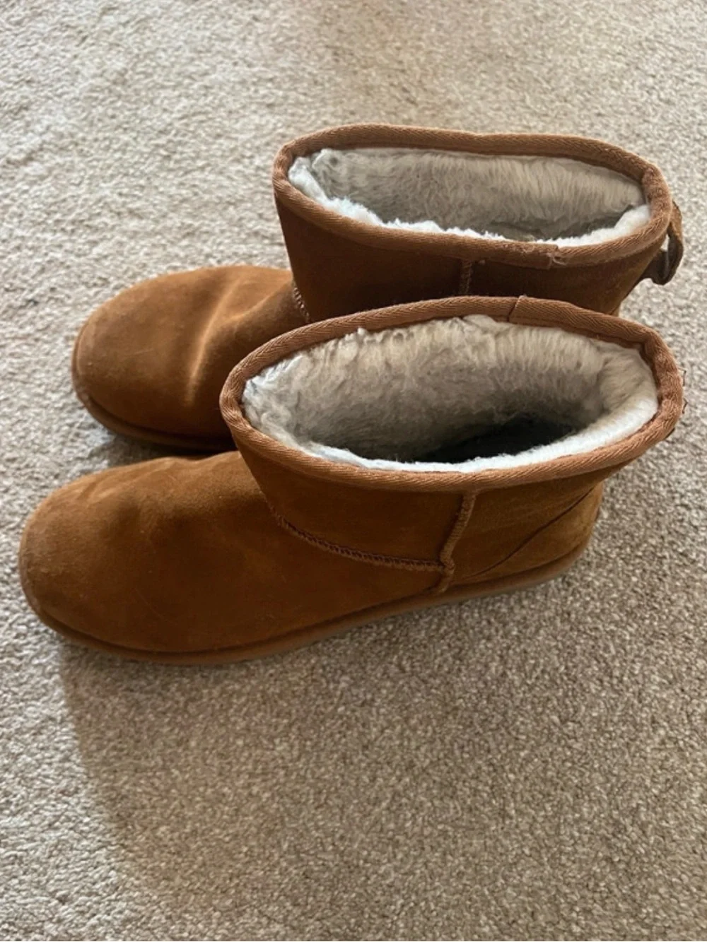 UGG Chestnut Shearling-Lined Boot Interior